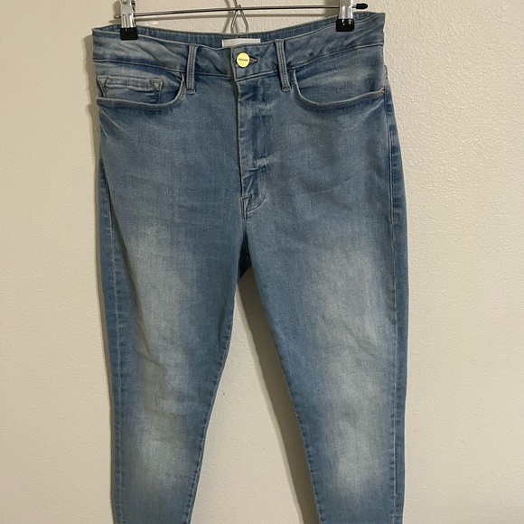 FRAME Le One Skinny Jeans - Picture 2 of 8